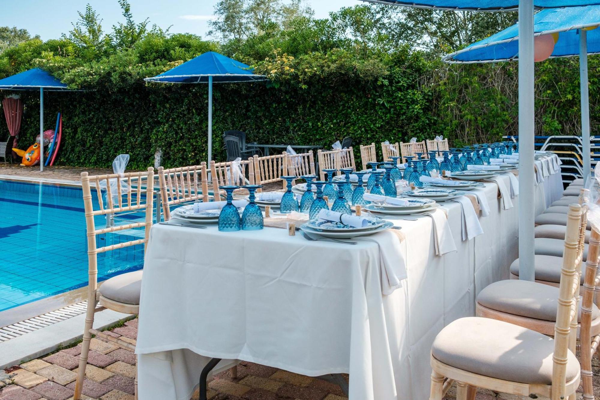 Aparthotel Eleni Holidays With Swimming Pool, Corfu