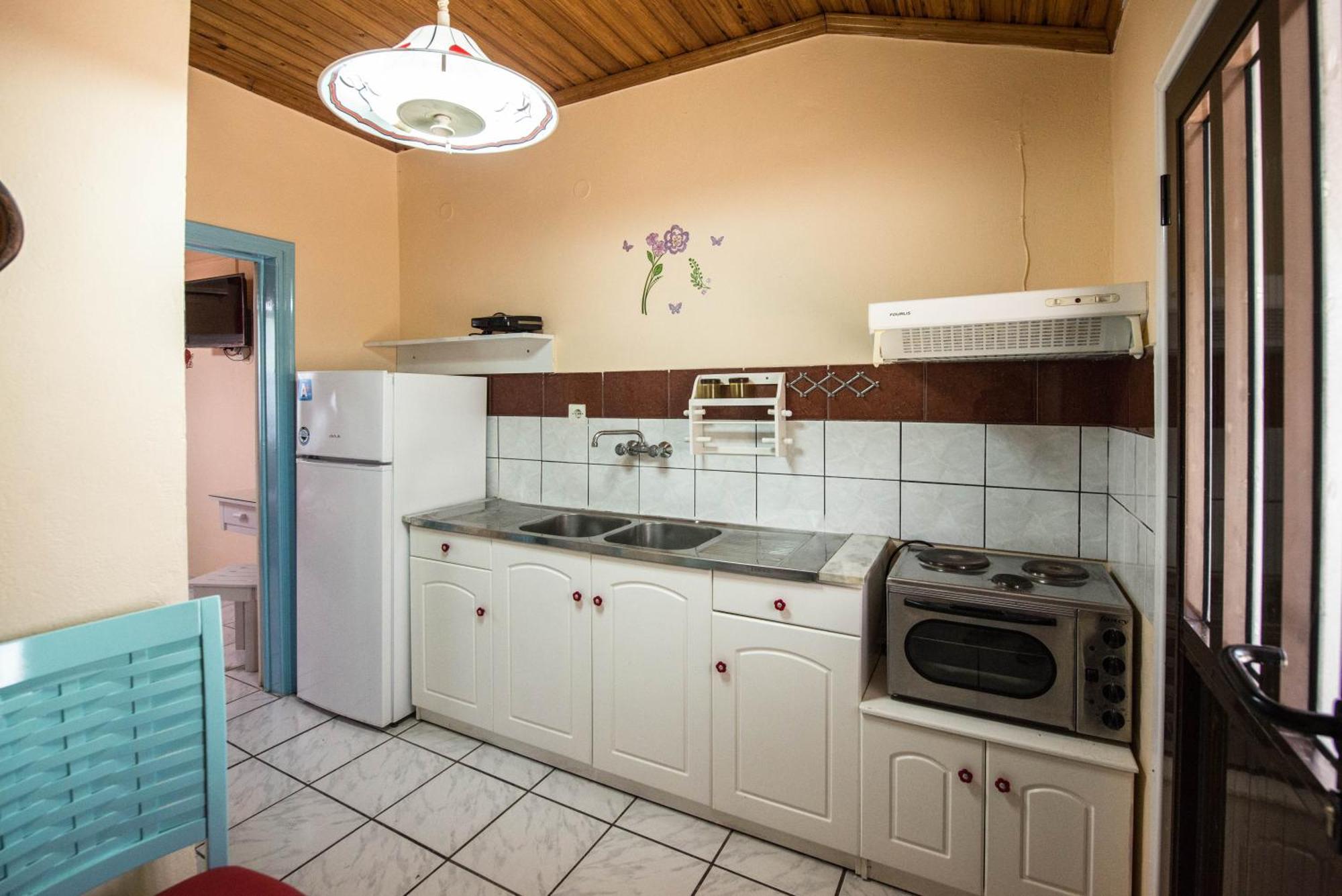 Eleni Holidays With Swimming Pool, Corfu Aparthotel Sidárion